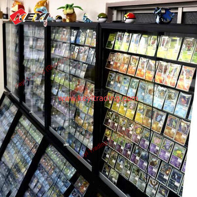 Op maat gemaakte transparante TCG kaarten Frames Clear Card Stands Metal Floor Standing Trading Card Display Case Voor Pokémon