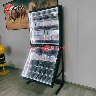 Herplaatsbare railkaartvitrine Retail Groothandel Pokemon Trading Card Metaal en acryl displayrek voor TCG Store